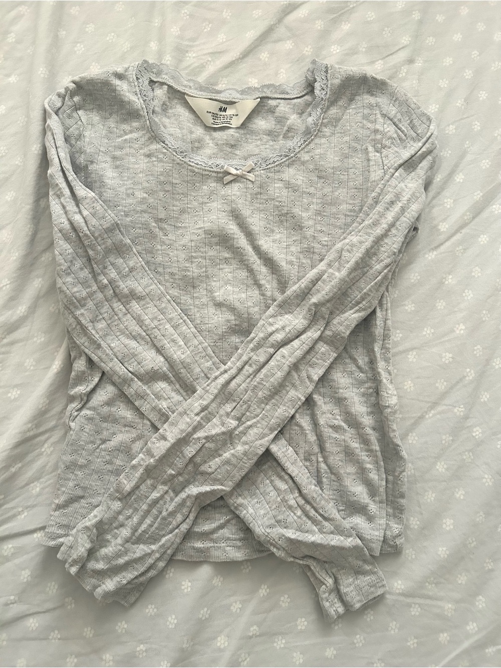 H&M Light Gray Ribbed Lace-Trim Long Sleeve Top